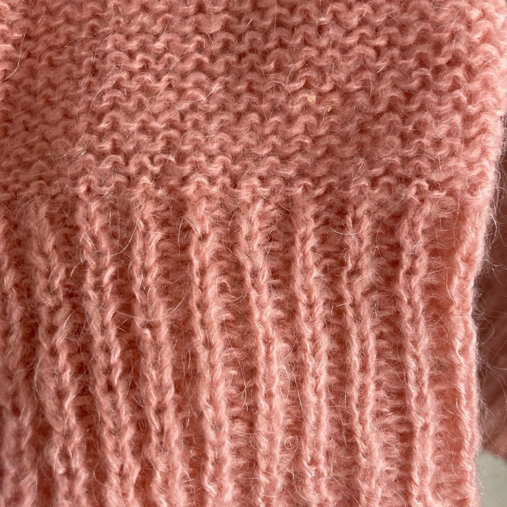 J.Crew oversized feminine shawl neck snuggly pink sweater 💕more like M - Picture 5 of 8